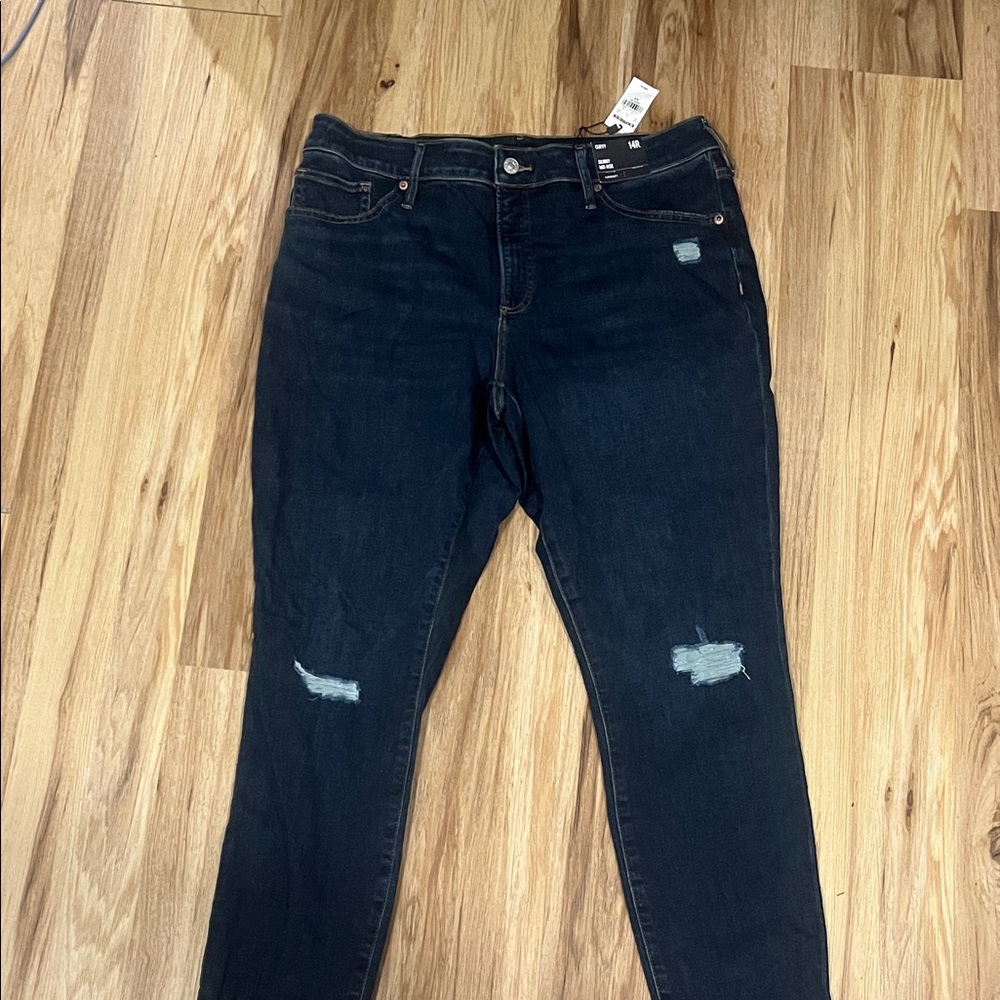 Express Women's Dark Blue Distressed Skinny Jeans